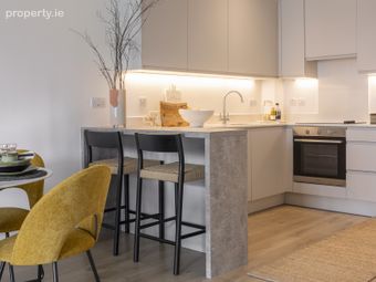 2 Bed Apartment, Clay Farm Drive, Leopardstown, Dublin 18 - Image 4