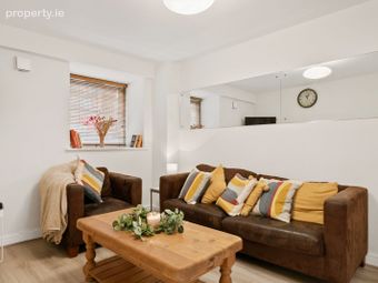 2 Hogan Square, Hogan Place, Dublin 2, Dublin 2