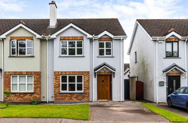 23 Pairc An Oir, Rathcormac, Co. Cork - Click to view photos