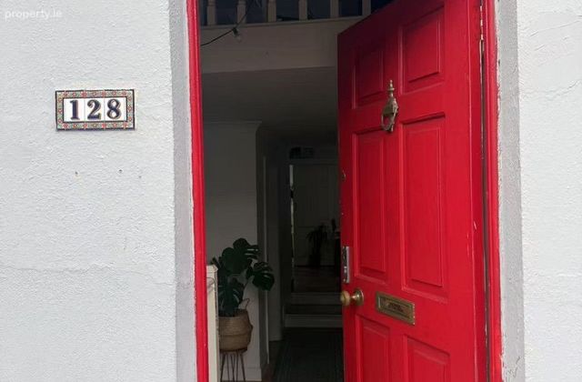 128 Rialto Cottages, Rialto, Dublin 8 - Click to view photos