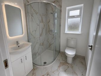 15a Connolly Park, Clonmel, Clonmel, Co. Tipperary - Image 2