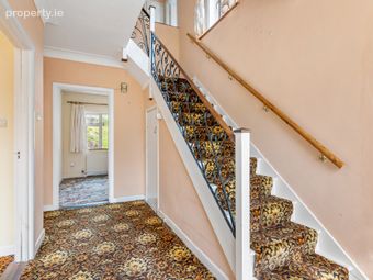 17 Leopardstown Park, Blackrock, Co. Dublin, Leopardstown, Dublin 18 - Image 3
