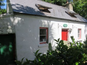 Causeway Cottage, Lackenagobidane, Clonakilty, Co. Cork - Image 2
