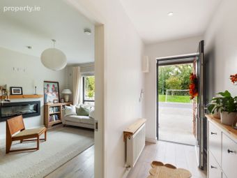 13 White Pines Drive, Stocking Avenue, Rathfarnham, Dublin 16 - Image 2