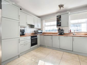 2 Ridge Hill, Ballybrack, Ballybrack, Co. Dublin - Image 2