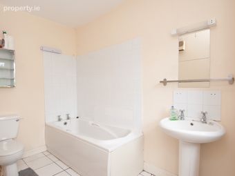 11 Courtown Cove, Gorey Road, Courtown, Gorey, Co. Wexford, Riverchapel, Co. Wexford - Image 5