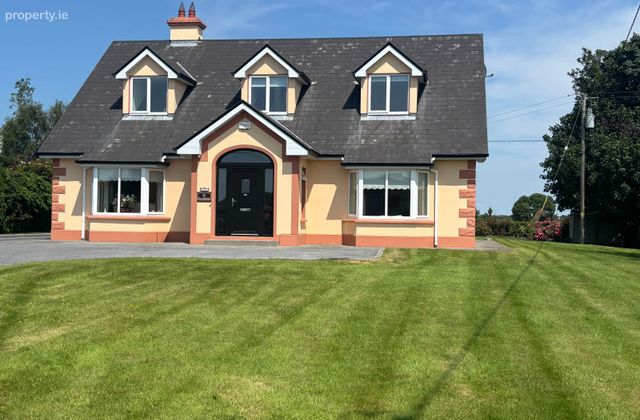 Moyne, Mounthenry, Co. Mayo - Click to view photos
