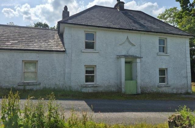 Gilaroo Cottage Sracummer, Kinlough, Co. Leitrim - Click to view photos