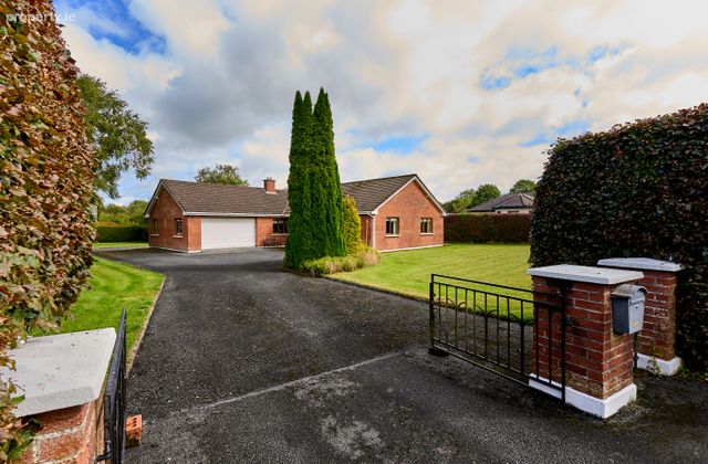Kilshanroe, Enfield, Co. Kildare, Enfield, Co. Meath - Click to view photos