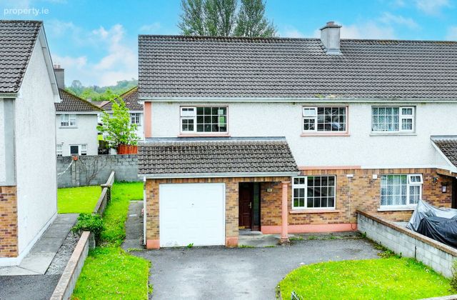 26 Oakvale, Longford, Corlea, Co. Longford - Click to view photos