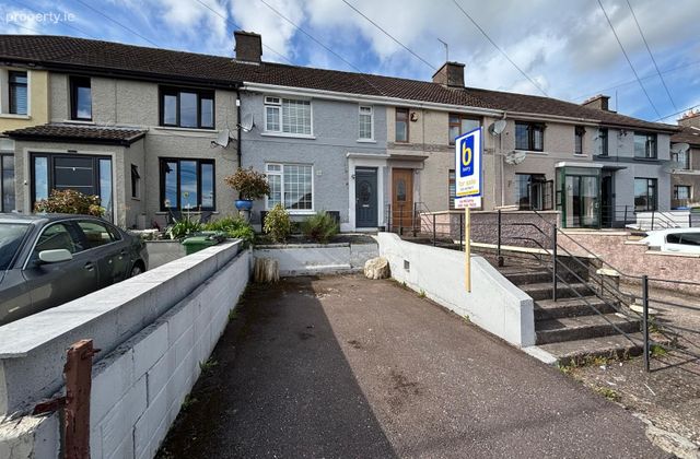 163 Kilnap Place, Farranree, Co. Cork - Click to view photos