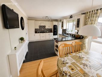 64 Hazelwood, Loughrea, Co. Galway, Loughrea, Co. Galway - Image 4