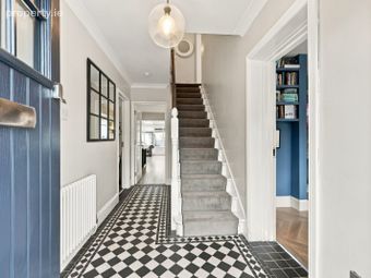 7 Seabury View, Malahide, Co. Dublin - Image 2
