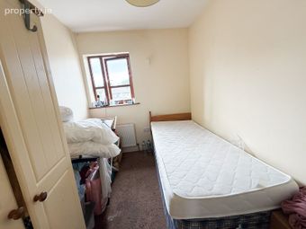 4 Maryville, Bank Place, Cashel, Co. Tipperary - Image 5