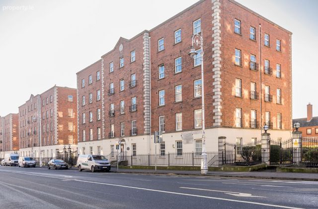 Apartment 120, Block 4, Custom Hall, Dublin 1 - Click to view photos