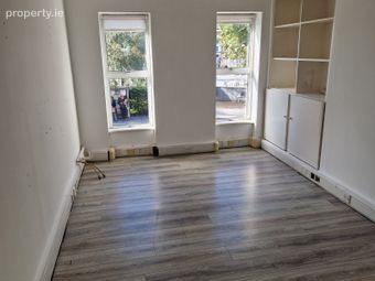 1st &amp; 2nd Floor, 4 Eyre Square, Galway City Centre, Co. Galway - Image 2