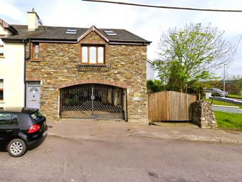 5 Ceol Na Habhainn, Bridge Street, Ballineen, Co. Cork