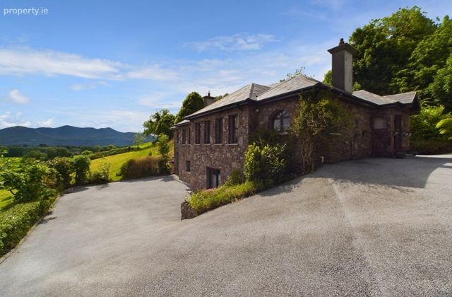 Groin, Aghadoe, Killarney, Co Kerry, Aghadoe, Co. Kerry - Click to view photos