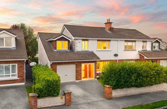 14 The Grove, Curragh Grange, Newbridge, Co. Kildare, Newbridge, Co. Kildare - Click to view photos