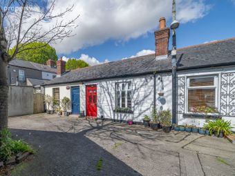 14 Gray Square, The Coombe, Dublin 8