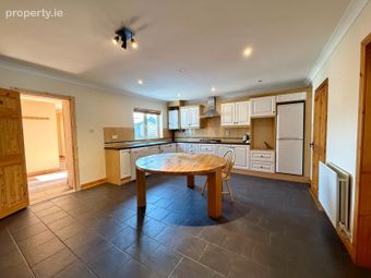 6 The Gardens, Clogherhead, Co. Louth - Image 5