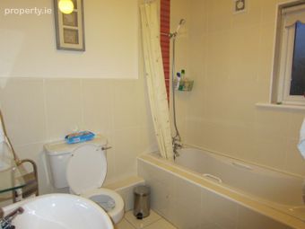 5 Coill &Uacute;r, Woodville Grange, Athlone, Co. Westmeath - Image 2