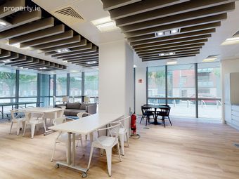 Sir John Rogerson's Quay, Dublin 2 - Image 2