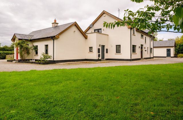 Woodtown, Drumree, Drumree, Co. Meath - Click to view photos