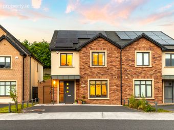 32 Curragh Farm, Newbridge, Co. Kildare, Newbridge, Co. Kildare - Image 2
