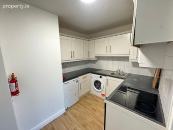 11 Sonas Village, Cloghanboy, Athlone, Co. Westmeath - Image 3