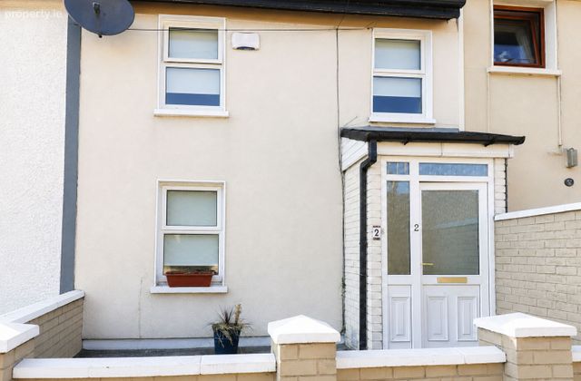 2 The Terrace, Pill Road, Carrick-on-Suir, Co. Tipperary - Click to view photos
