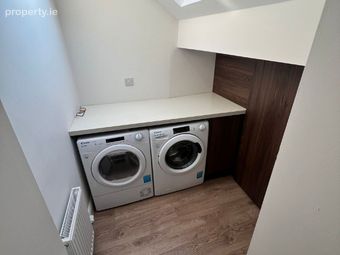 Apartment 2, 54 New Street, Carrick-on-suir, Co. T, Carrick-on-Suir, Co. Tipperary - Image 3
