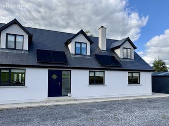 6 Hunter's Wood, Newmarket, Newmarket, Co. Kilkenny - Image 2