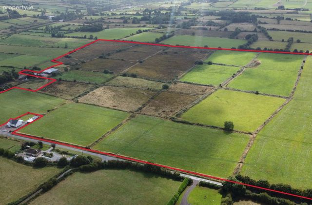 Knockearagh, Tullylease, Co. Cork - Click to view photos