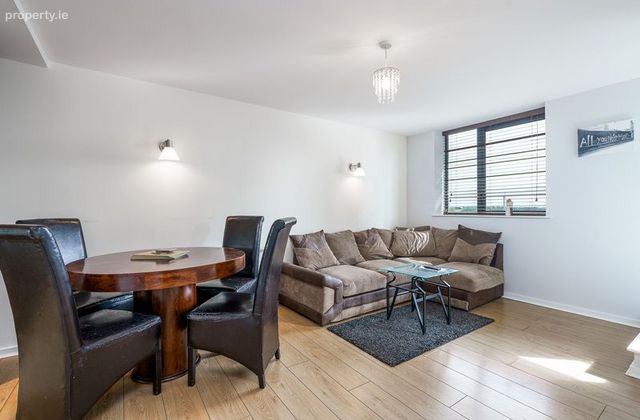 Apartment, Beacon, Royal Canal Park, Dublin 15 - Click to view photos