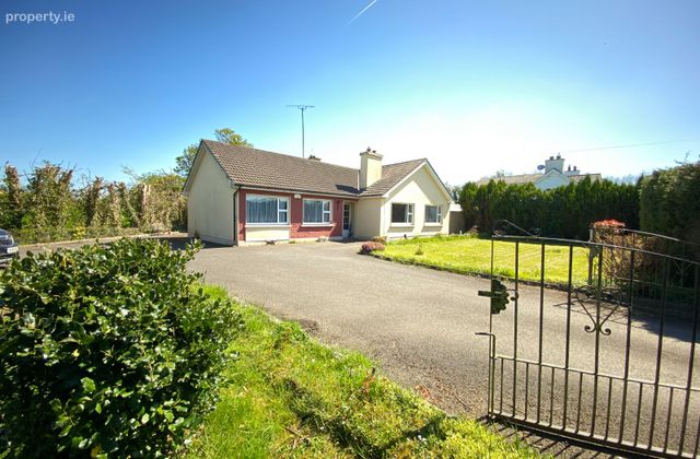 Oberstown, Tara, Skryne, Co. Meath - Click to view photos