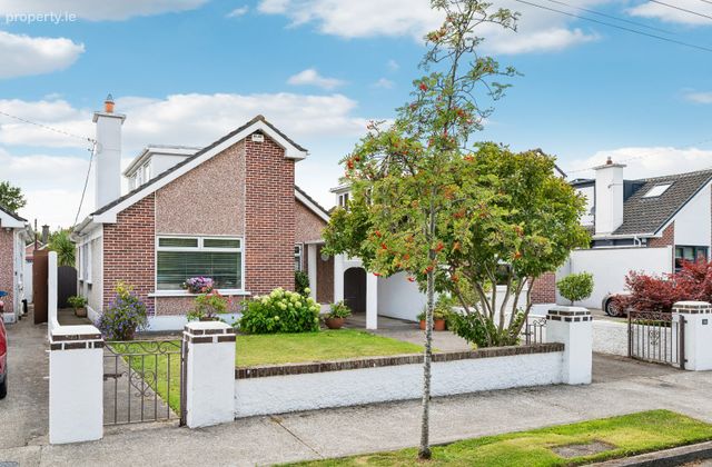 14 Ballydowd Grove, Lucan, Co Dublin, Lucan, Co. Dublin - Click to view photos