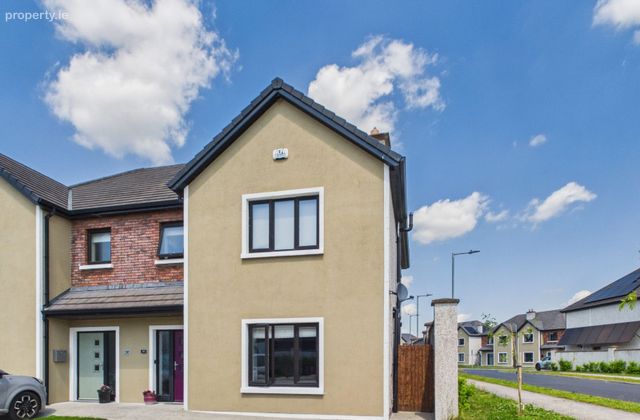 46 Bramble Avenue, Castle Oaks, Dublin Road, Carlow Town, Co. Carlow - Click to view photos