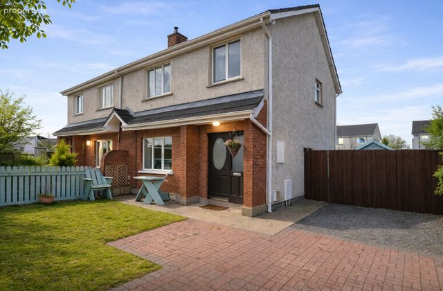 57 Woodgrove, Ballyfin Road, Portlaoise, Co. Laois - Click to view photos