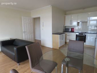 15 Main Street, Clongriffin, Dublin 13 - Image 2