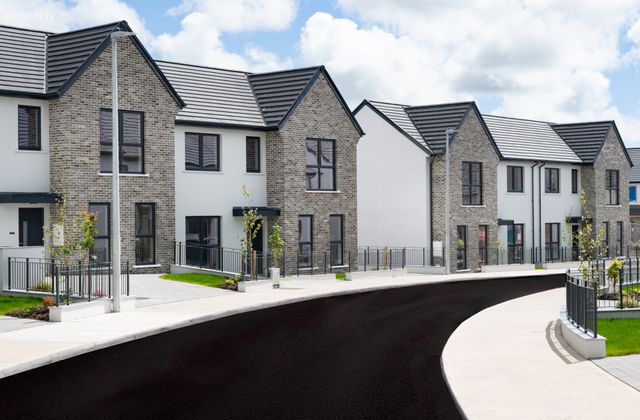 Lakeview, Lakeview, Castleredmond, Midleton, Co. Cork, Midleton, Co. Cork - Click to view photos