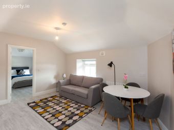 Clontarf Road, Clontarf, Dublin 3 - Image 2
