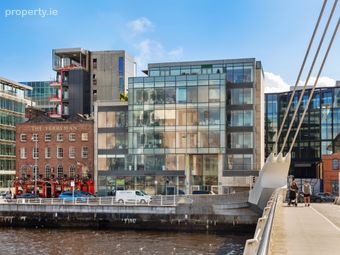 33-34 Sir John Rogerson's Quay, Grand Canal Dock, Dublin 2