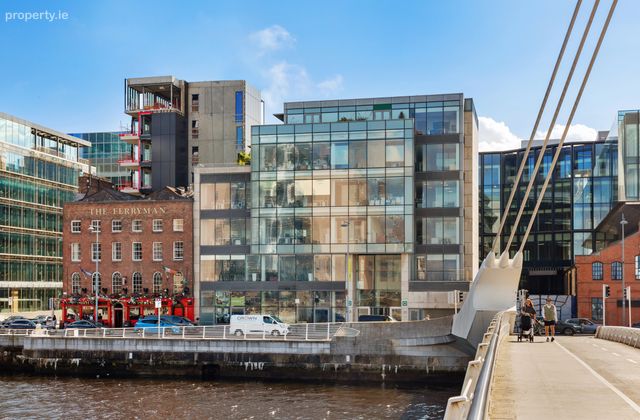 33-34 Sir John Rogerson's Quay, Grand Canal Dock, Dublin 2 - Click to view photos