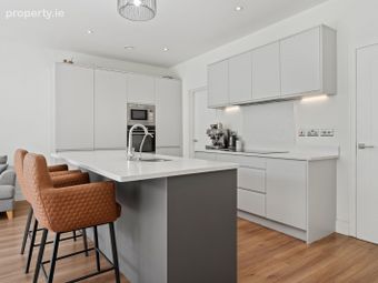 14 Clay Farm Park, Dublin 18, Leopardstown, Dublin 18 - Image 4