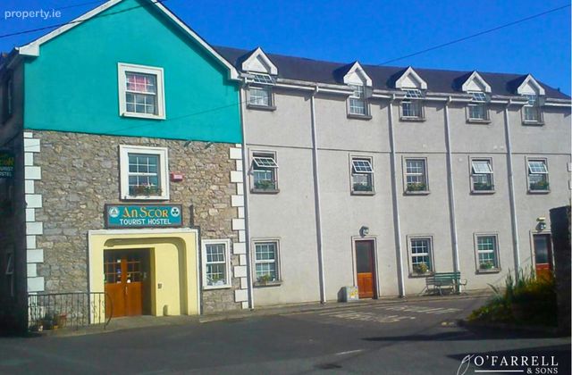 An St&oacute;r, Drurys Avenue, Midleton, Co. Cork - Click to view photos
