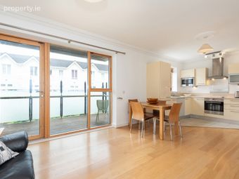 29 Harbour Court, George's Place, Dun Laoghaire, Co Dublin, Dun Laoghaire, Co. Dublin - Image 5