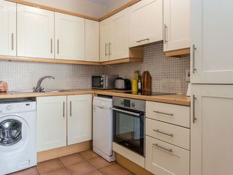 16 York Court, York Road, Dun Laoghaire, Co. Dubli, Monkstown, Co. Dublin - Image 4