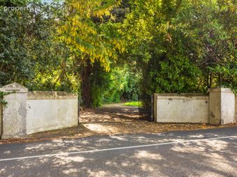 Lissadrone, Killiney Hill Road, Killiney, Co Dublin, Killiney, Co. Dublin - Image 3