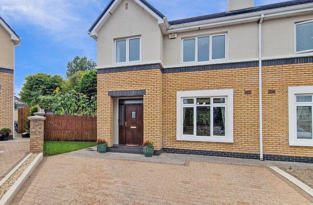 14 Clonlea, Shanballa, Ennis, Co Clare, Ennis, Co. Clare - Click to view photos